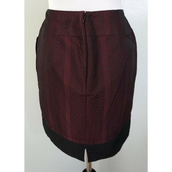 BCBG Max Azria Burgundy Red Pleated Party Skirt - Picture 4 of 6